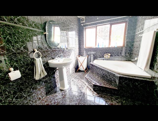 2 bed property to rent in OBSERVATORY